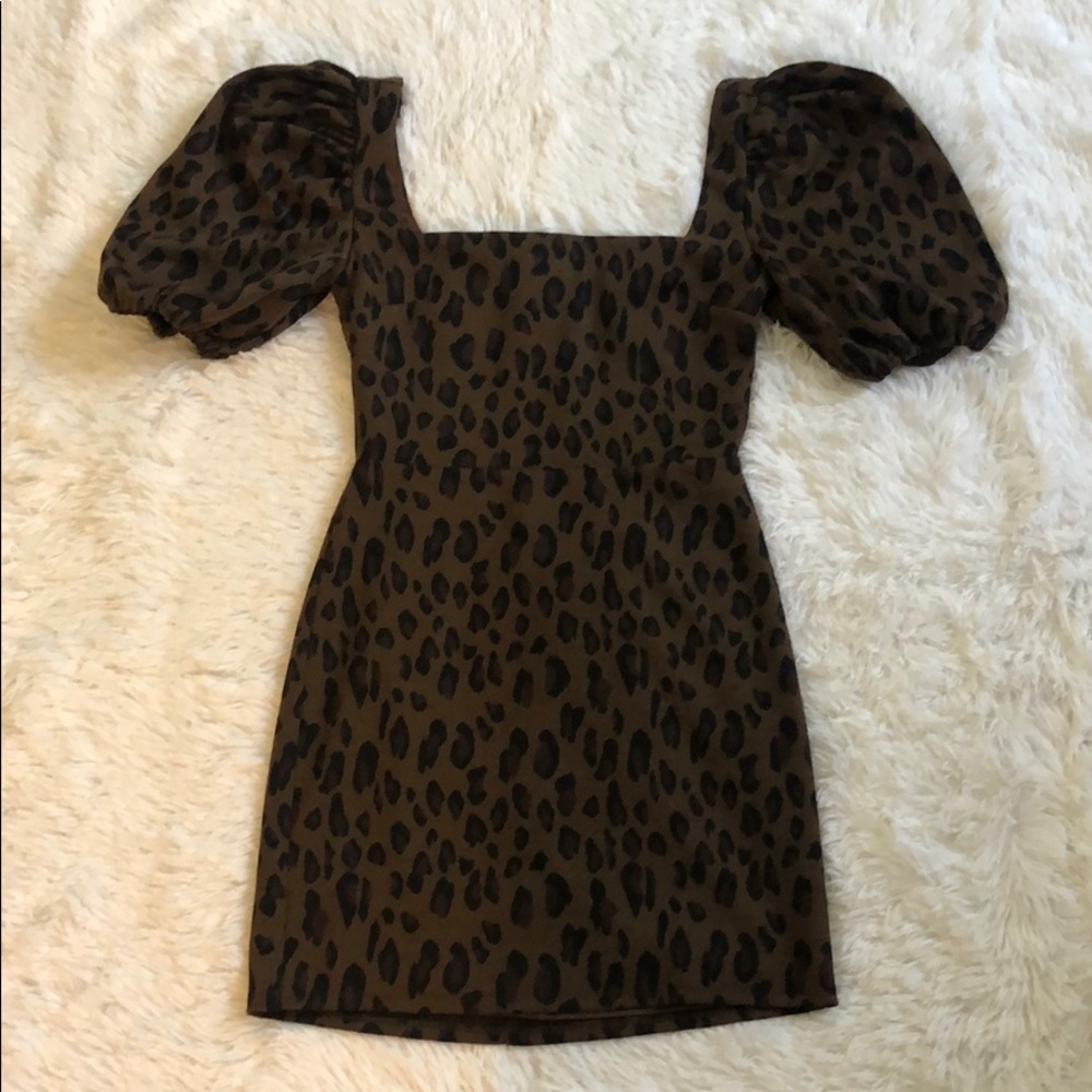 SOLD!Lovers + Friends NWT Bay Mini Leopard Dress🐆 - Picture 5 of 15